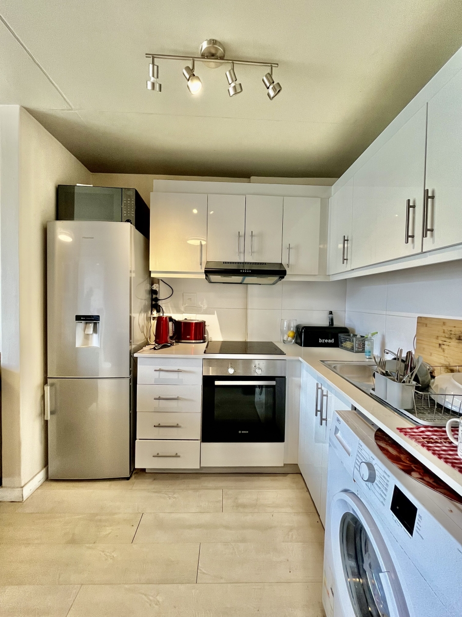 2 Bedroom Property for Sale in Observatory Western Cape